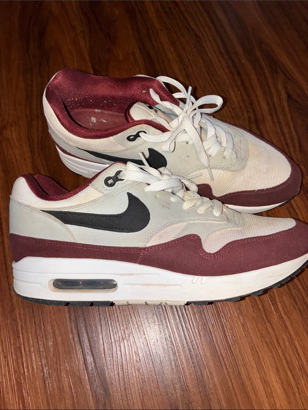 Nike Men’s Sneakers — Maroon/White with Black Swoosh